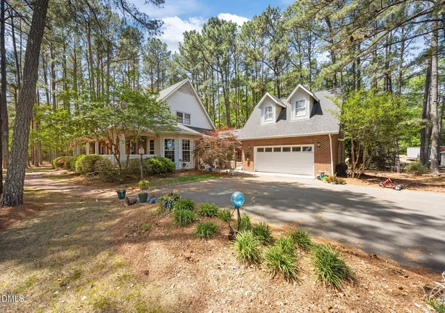 Photo 3 of Single family home for sale at 4509 S Highway, Oxford, NC 27565 | MLS# 10168870 | Listing updated on 2026-09-02