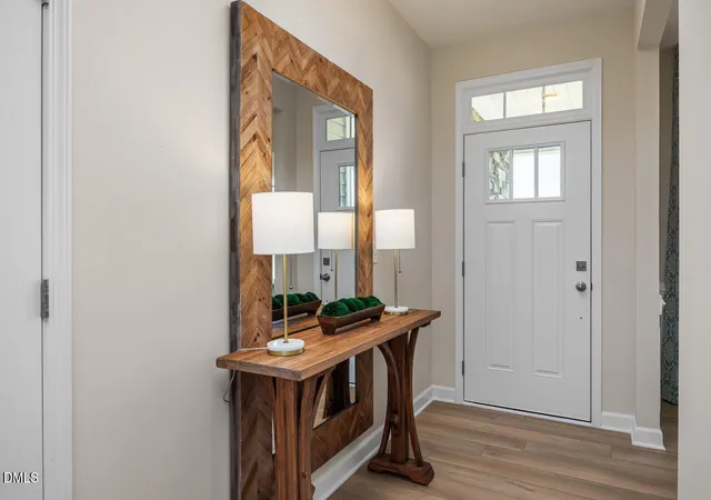 Photo 5 of Single family home for sale at 605 Crescent Wood Trl, Zebulon, NC 27597 | MLS# 10168811 | Listing updated on 2026-09-04
