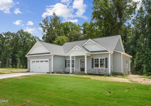 Photo 3 of Single family home for sale at 308 Creeks Edge Dr, Pikeville, NC 27863 | MLS# 10168838 | Listing updated on 2026-09-20