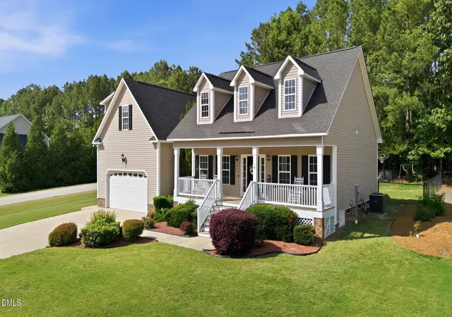 Photo 2 of Single family home for sale at 19 Portsmouth Is Dr, Garner, NC 27529 | MLS# 10168622 | Listing updated on 2026-07-18