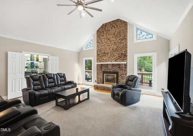 3rd image of 3735 Stoneybrook Dr, Durham, NC 27705 | MLS# 10170028