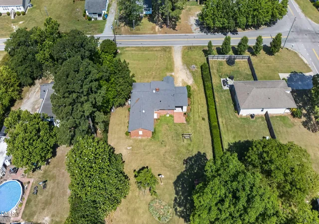 Photo 3 of Single family home for sale at 403 S Pearl St, Princeton, NC 27569 | MLS# 10169123 | Listing updated on 2026-09-06