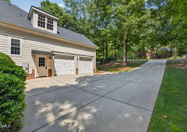Photo 4 of Sale Pending at 85 Christenbury Ln, Clayton, NC 27527 | MLS# 10169523 | Listing updated on 2026-09-02