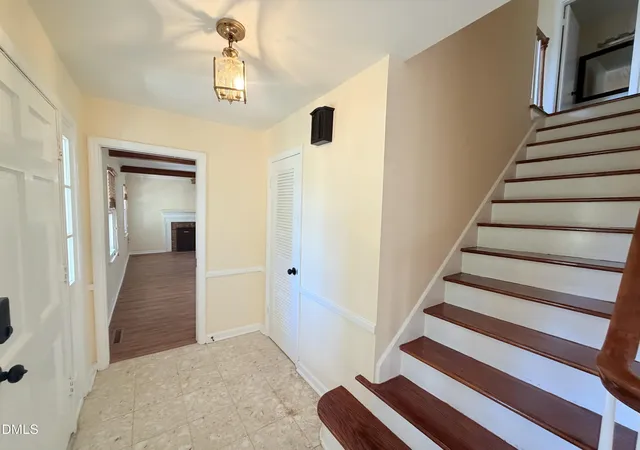 4th image of 2607 Antoine Dr, Greensboro, NC 27407 | MLS# 10168720