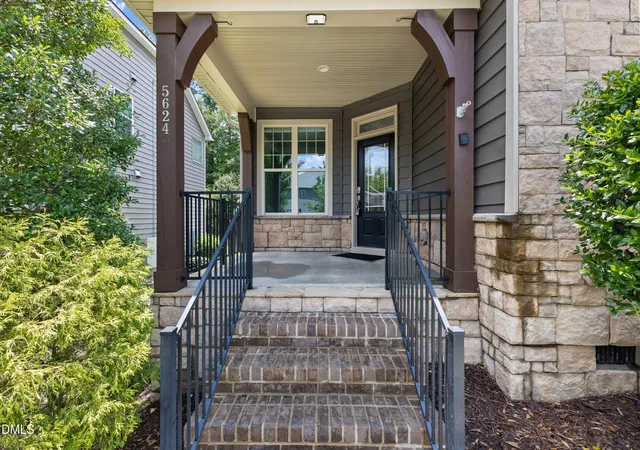 Photo 4 of Single family home for sale at 5624 Teversham Way, Cary, NC 27519 | MLS# 10169091 | Listing updated on 2026-09-07