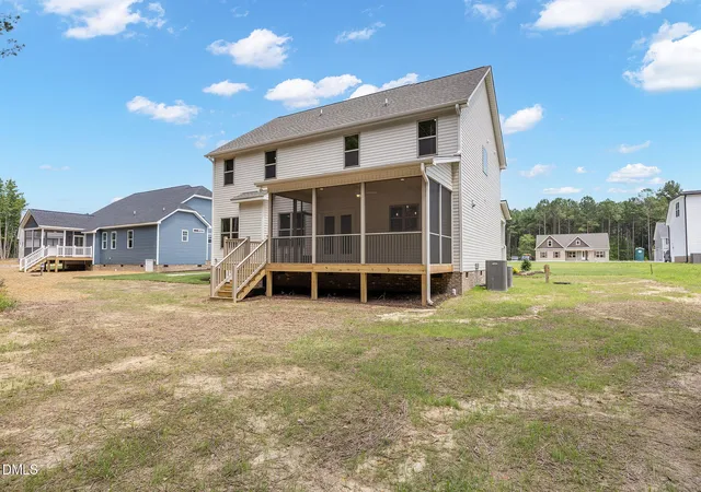 Photo 3 of Single family home for sale at 150 Freedom Ridge Dr, Smithfield, NC 27577 | MLS# 10172068 | Listing updated on 2026-09-20