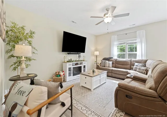 Photo 5 of Sale Pending at 5512 Tolarsville Rd, Saint Pauls, NC 28384 | MLS# 762657 | Listing updated on 2026-08-26