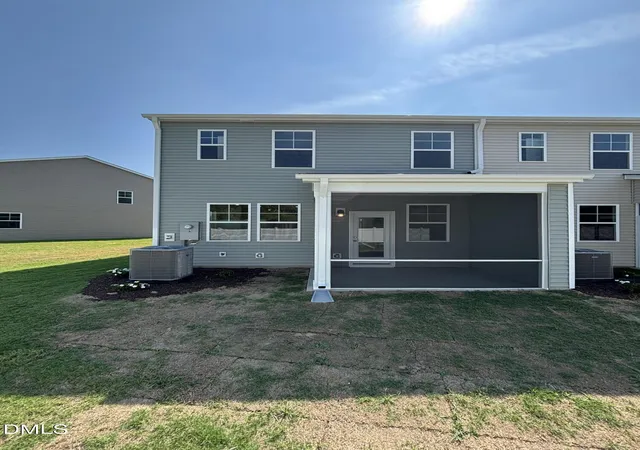 3rd image of 204 Blossom Field Wy, Angier, NC 27501 | MLS# 10168751