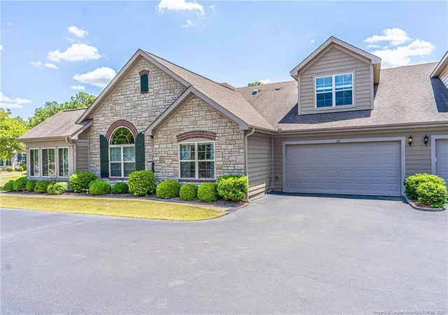 Homes for sale in Southern Pines, NC | 107 W Chelsea Ct, Southern Pines, NC 28387 | MLS# 762976