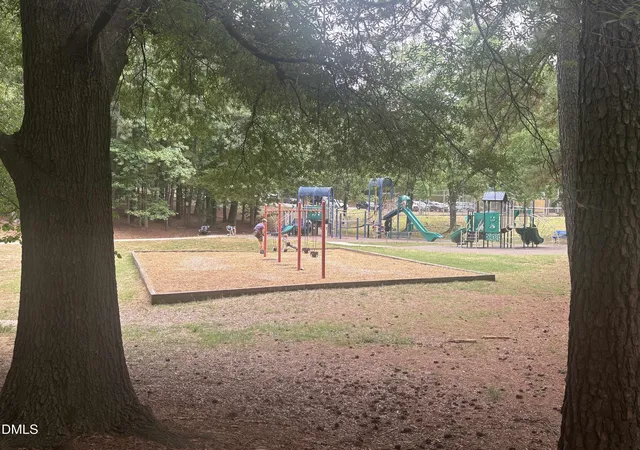 35th image of 101 Hanna St, Carrboro, NC 27510 | MLS# 10169168