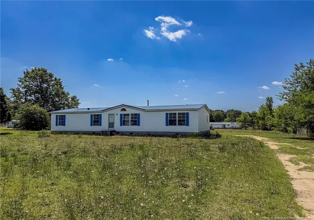 Homes for sale in Saint Pauls, NC | 898 Brisson Rd, Saint Pauls, NC 28384 | MLS# 762959