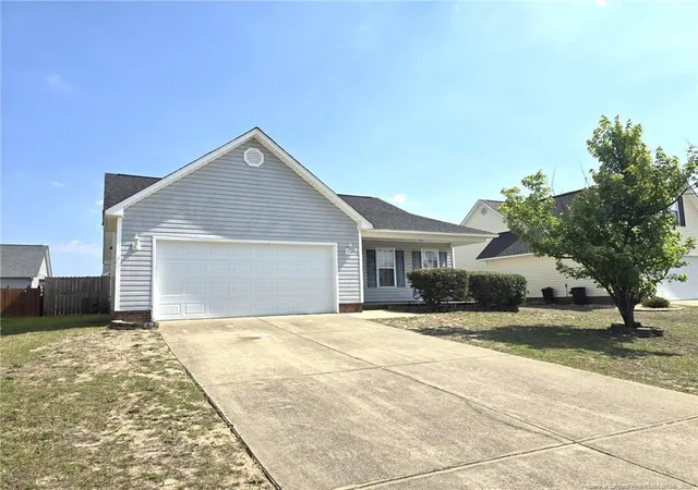 Photo 3 of Single family home for sale at 1478 Oldstead Dr, Fayetteville, NC 28306 | MLS# 763002 | Listing updated on 2026-10-07