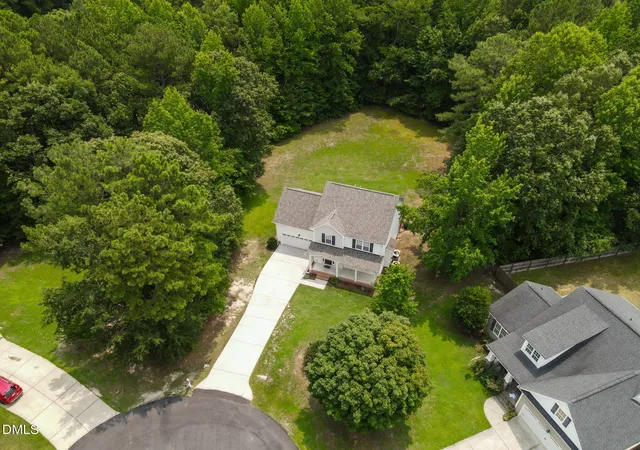 Photo 3 of Single family home for sale at 30 Fern Ct, Louisburg, NC 27549 | MLS# 10182588 | Listing updated on 2026-09-20
