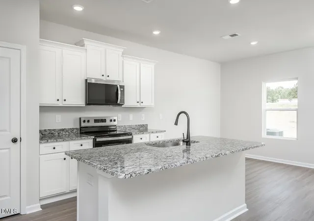 Photo 3 of Single family home for sale at 15 Empress St, Broadway, NC 27505 | MLS# 10168909 | Listing updated on 2026-10-02