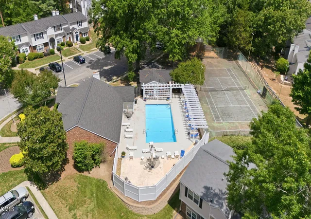 Listing Photo 5 - Condo for sale in building located at 7605 Falcon Rest Cir, Raleigh, NC 27615
