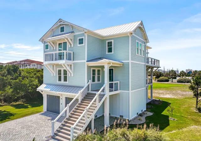 Homes for sale in N Topsail Beach, NC | 6 Cape Ln, N Topsail Beach, NC 28460 | MLS# 10169359
