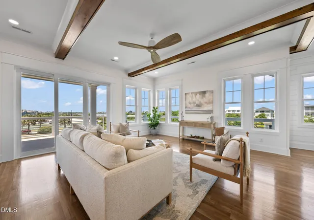 Photo 3 of Single family home for sale at 6 Cape Ln, N Topsail Beach, NC 28460 | MLS# 10169359 | Listing updated on 2026-07-21