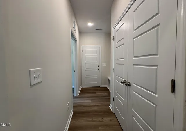 Photo 3 of Single family home for sale at 404 Lyon Ests Dr, La Grange, NC 28551 | MLS# 10169157 | Listing updated on 2026-09-20