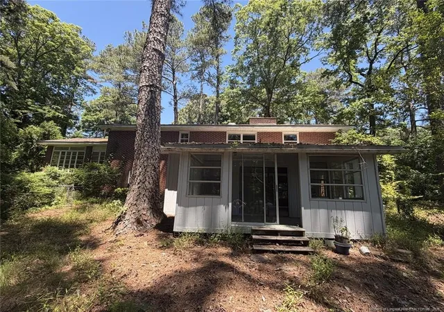 22nd image of 1404 Valencia Dr, Fayetteville, NC 28303 | MLS# 763100