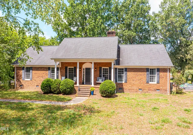 Homes for sale in Zebulon, NC | 8008 N Carolina 39 Hwy S, Zebulon, NC 27597 | MLS# 10170552