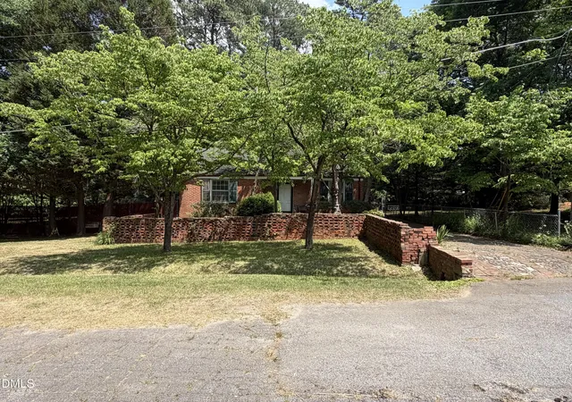 Homes for sale in Raleigh, NC | 2200 Ann St, Raleigh, NC 27608 | MLS# 10171545