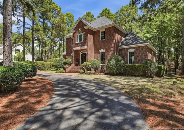 Homes for sale in Southern Pines, NC | 216 Plantation Dr, Southern Pines, NC 28387 | MLS# 763124