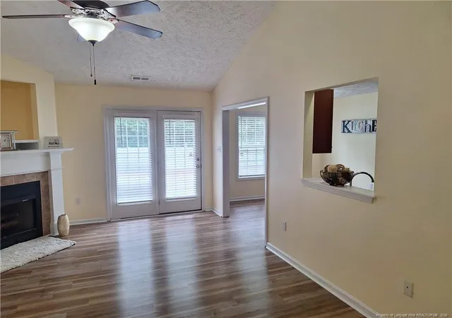 4th image of 3681 Pioneer Dr, Hope Mills, NC 28348 | MLS# 763148