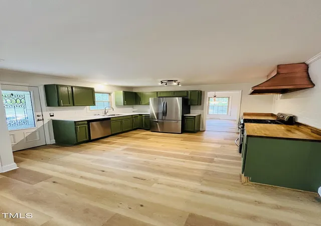 3rd image of 120 Dundee Rd, Fayetteville, NC 28303 | MLS# 10169713