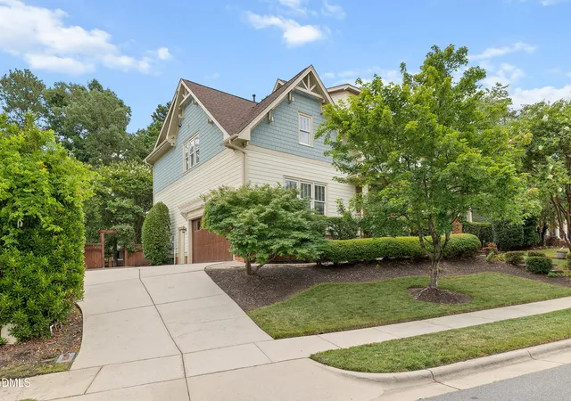 Photo 2 of Single family home for sale at 707 Magalloway Dr, Cary, NC 27519 | MLS# 10176470 | Listing updated on 2026-09-20