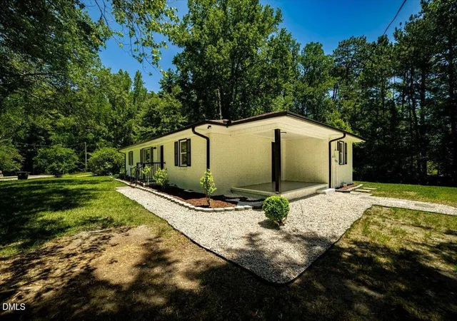 5th image of 906 Circle Dr, Creedmoor, NC 27522 | MLS# 10170264