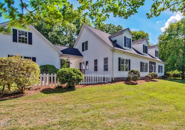 2nd image of 4918 Brant Hill Ln, Hillsborough, NC 27278 | MLS# 10170804