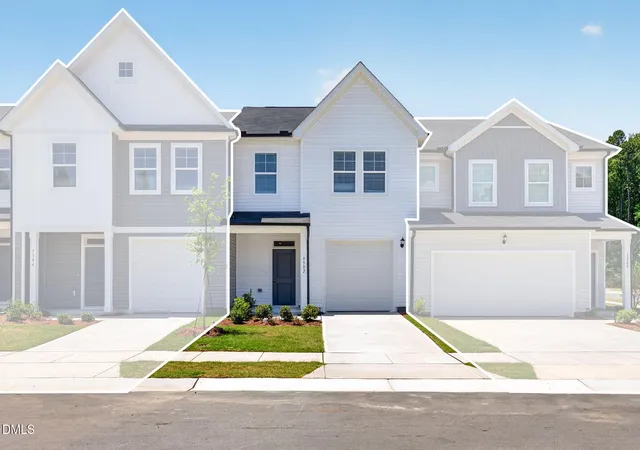2nd image of 3302 Bailey Lake Dr, Fuquay Varina, NC 27526 | MLS# 10169553