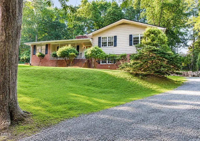 Homes for sale in Chapel Hill, NC | 393 Wesley Ct, Chapel Hill, NC 27516 | MLS# 10170628
