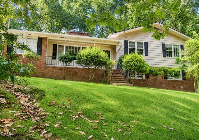 Homes for sale in Chapel Hill, NC | 393 Wesley Ct, Chapel Hill, NC 27516 | MLS# 10170628