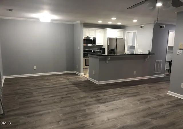 4th image of 1001 Kingswood Dr #A, Chapel Hill, NC 27517 | MLS# 10186565
