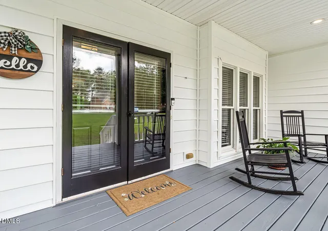 Photo 4 of Single family home for sale at 406 Cricket Hearth Rd, Sanford, NC 27330 | MLS# 10176169 | Listing updated on 2026-09-13