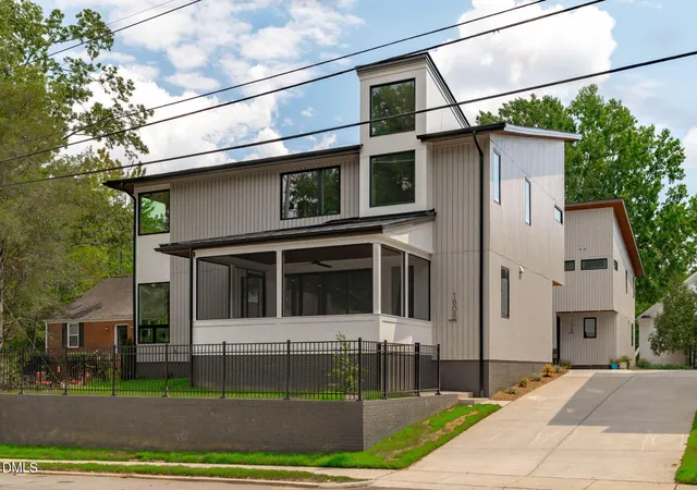 1st image of 1808 Oberlin Rd #101, Raleigh, NC 27608 | MLS# 10169625