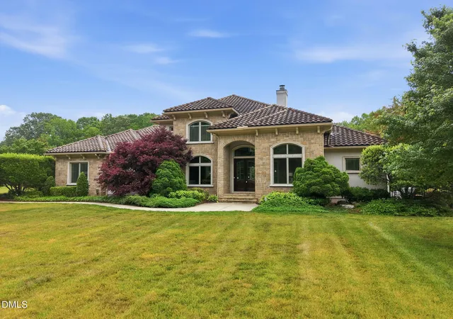 3rd image of 305 Hidden Lake Dr, Youngsville, NC 27596 | MLS# 10169703