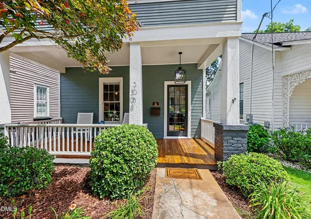 Homes for sale in Raleigh, NC | 508 Cleveland St, Raleigh, NC 27605 | MLS# 10171454