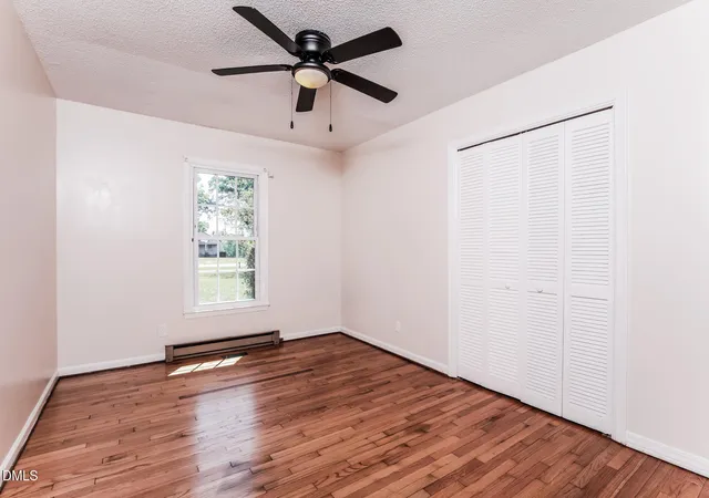 Photo 4 of Single family home for sale at 870 Abbott Rd, Henderson, NC 27537 | MLS# 10169649 | Listing updated on 2026-08-27