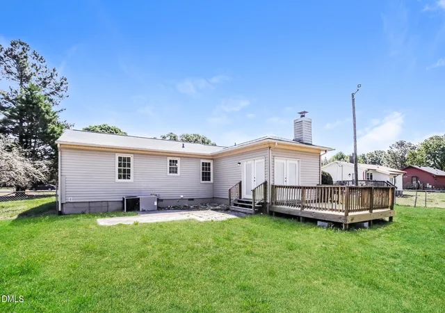 Photo 5 of Single family home for sale at 870 Abbott Rd, Henderson, NC 27537 | MLS# 10169649 | Listing updated on 2026-08-27