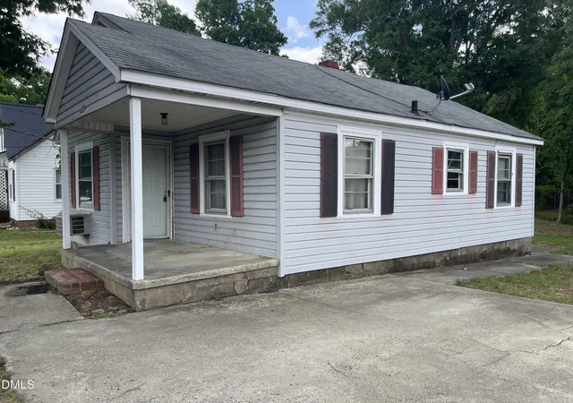 Homes for sale in Roxboro, NC | 1023 Leasburg Rd, Roxboro, NC 27573 | MLS# 10169856