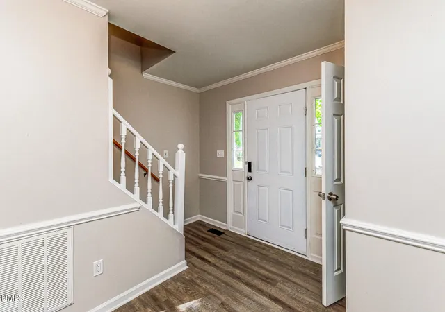 Photo 2 of Single family home for sale at 22 Knightsbridge Ct, Durham, NC 27707 | MLS# 10169814 | Listing updated on 2026-09-16
