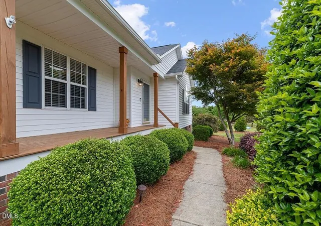 4th image of 6512 Bridgemont Ln, Willow Spring, NC 27592 | MLS# 10170663