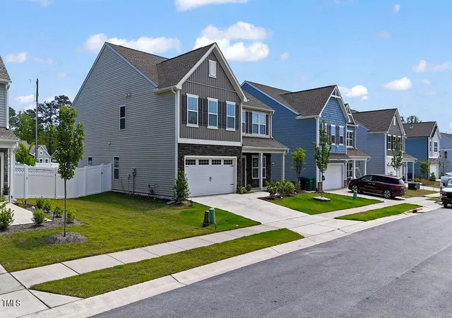 4th image of 1305 Addison Lake St, Fuquay Varina, NC 27526 | MLS# 10169884