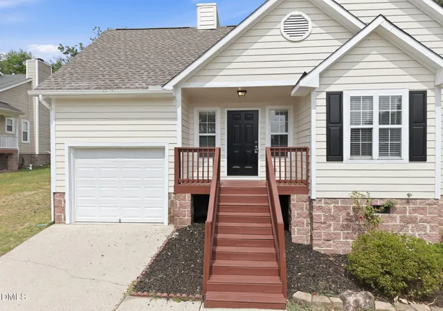 Photo 3 of Single family home for sale at 219 Carroll St, Wake Forest, NC 27587 | MLS# 10172653 | Listing updated on 2026-09-24