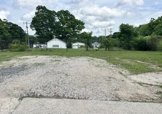 4th image of 1807 Angier Ave, Durham, NC 27703 | MLS# 10170435