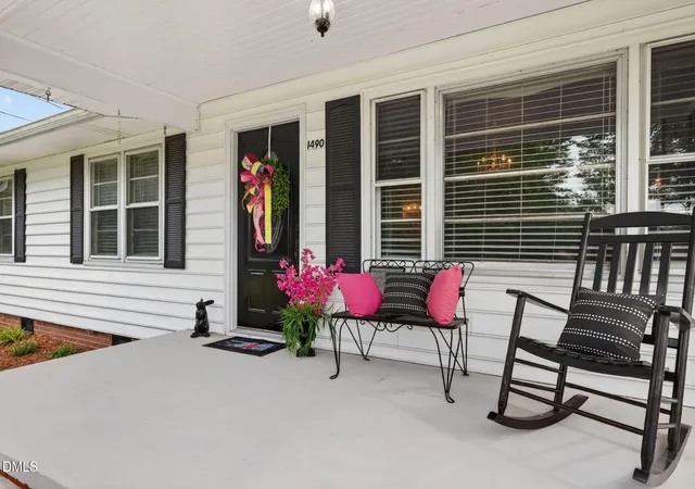 3rd image of 1490 Scott Rd, Kenly, NC 27542 | MLS# 10170620
