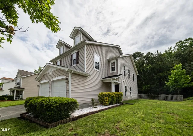 Photo 3 of Sale Pending at 719 Obsidian Way, Durham, NC 27703 | MLS# 10169886 | Listing updated on 2026-07-18