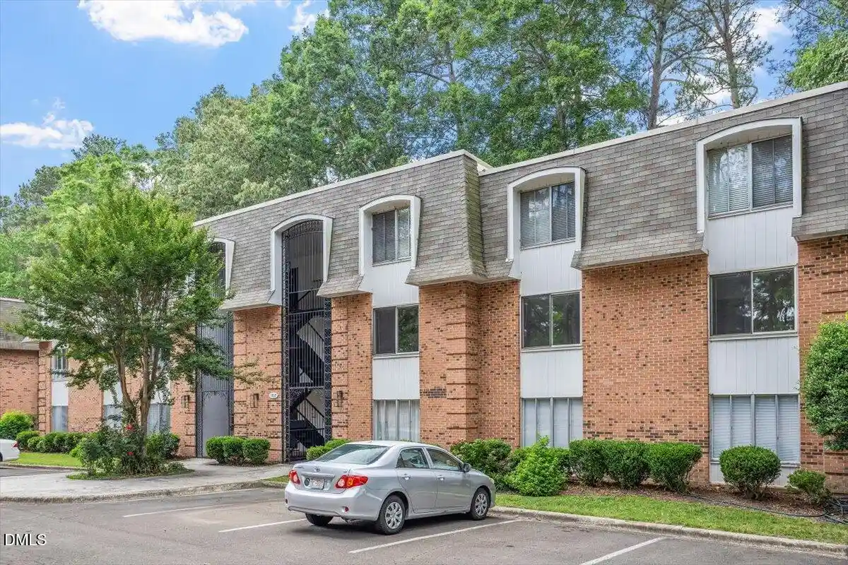 Listing Photo 2 - Condo for sale in 1917 Front St located at 1917 Front St, Durham, NC 27705 - Unit #4D